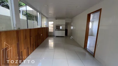 Casa Para Locação 3 Quartos  Uvaranas
