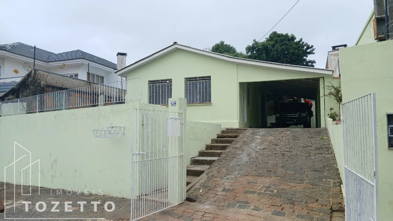 Casa Com 3 Quartos Para Locação No órfãs