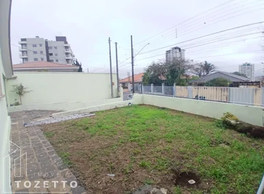 Casa Com 3 Quartos Para Locação No órfãs
