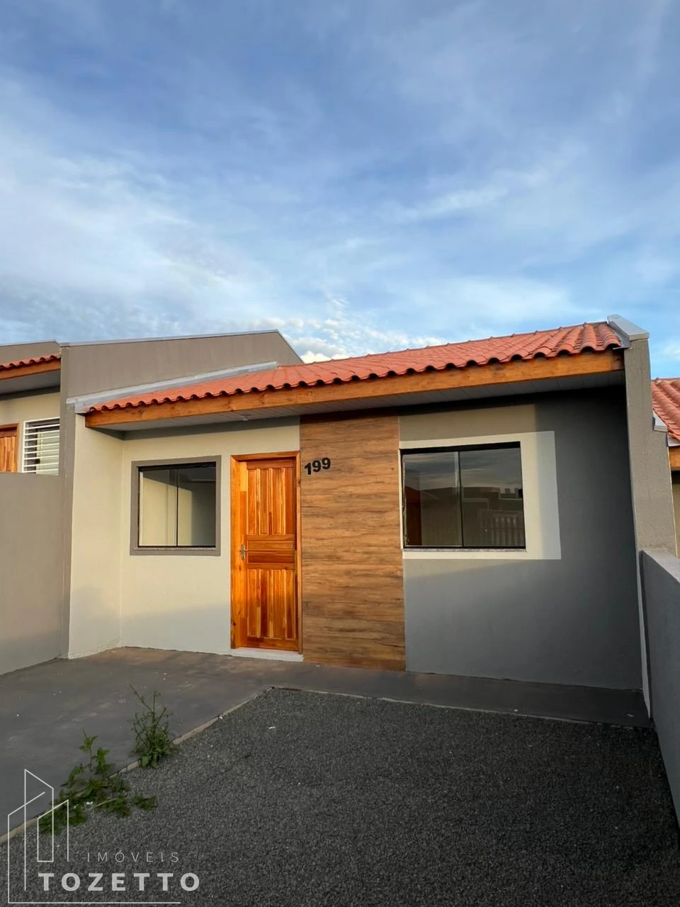 Casa No Terraliz Com Amplo Terreno Nos Fundos, Residencial Royal