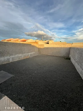 Casa No Terraliz Com Amplo Terreno Nos Fundos, Residencial Royal