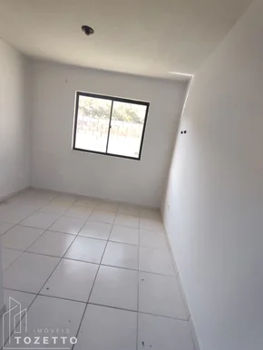 Casa Em Condomínio 2 Quartos Uvaranas