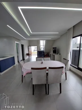 Excelente Sobrado à Venda No Condomínio Reserva Ecoville