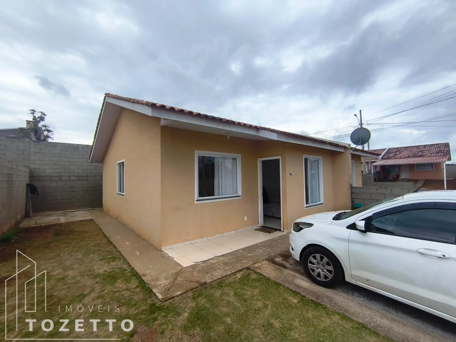 Casa à Venda No Condomínio Residencial Porto Olivia