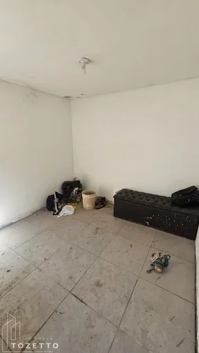 Excelente Imóvel Com Amplo Terreno No Panorama