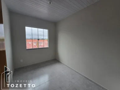 Casa à Venda Em Uvaranas , Cachoeira!