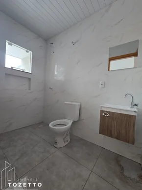 Casa à Venda Em Uvaranas , Cachoeira!