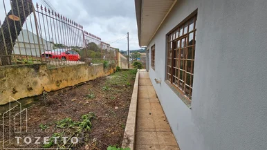 Casa De Esquina à Venda No Colônia Dona Luiza