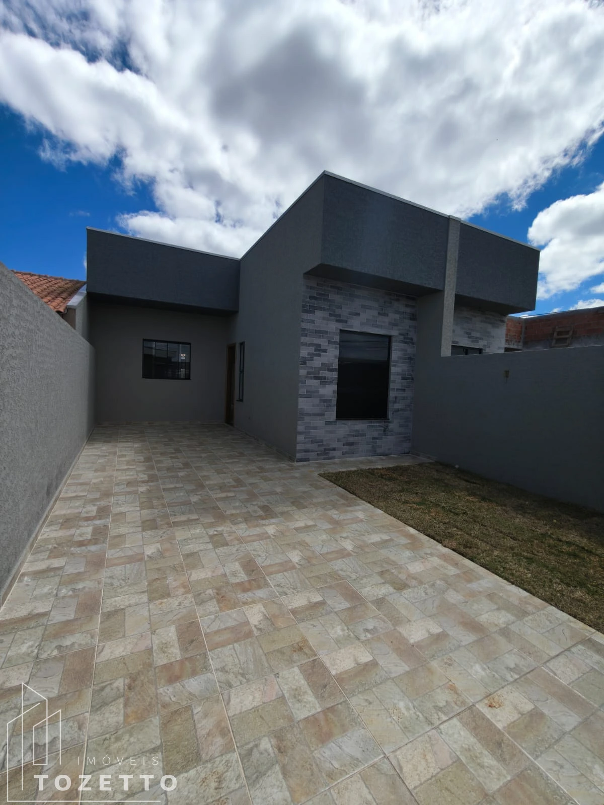 Casa à Venda no Campo Belo, Uvaranas - Foto 1