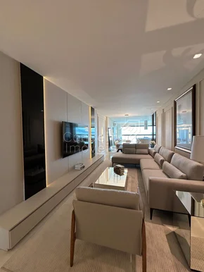 Cna Cartier Residence