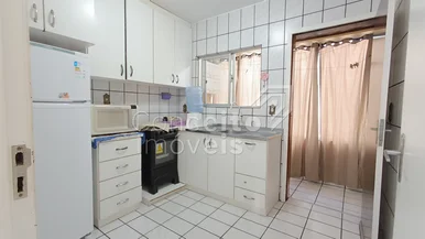 Vende-se - Ap Mobiliado 2q - 2°quadra Mar - Meia Praia Sc