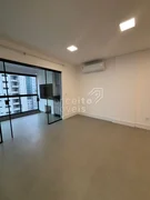 <strong>Apartamento de alto padrão - Meia Praia</strong>