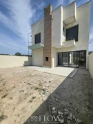<strong>Sobrado em Condominio</strong> <small>(3 dormitórios sendo 3 suítes)</small>