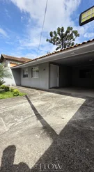 <strong>Casa Padrão</strong> <small>(3 dormitórios sendo 2 suítes)</small>