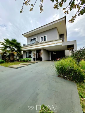 Sobrado em Jardim Carvalho