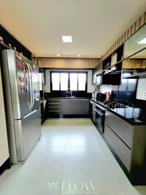 Sobrado em Jardim Carvalho