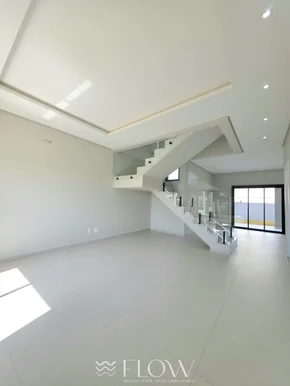 Sobrado em Jardim Carvalho