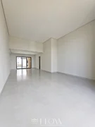 <strong>Casa em Condomínio</strong> <small>(3 dormitórios sendo 1 suíte)</small>