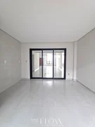 <strong>Casa em Condomínio</strong> <small>(3 dormitórios sendo 1 suíte)</small>