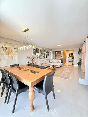 Apartamento Com 3 Suites - 100% Mobiliado - V. Estrela