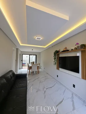 Sobrado em Jardim Carvalho