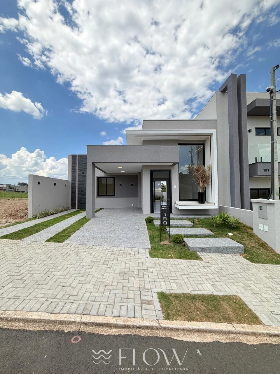 Casa em Jardim Carvalho