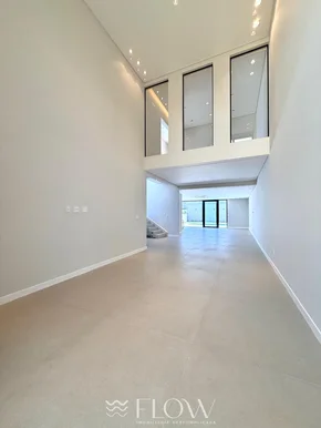 Casa Em Condomínio Fechado Com 3 Suítes