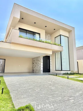 Sobrado Com 4 Suítes Sendo 1 No Piso Terreo