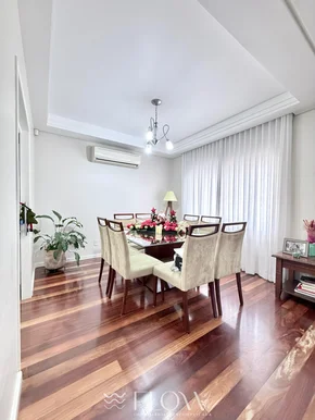 Casa Terrea Com Piscina E Edicula