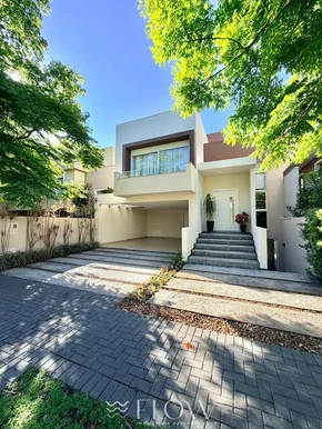 Casa Mobiliada Com 3 Suítes No Villa Toscana