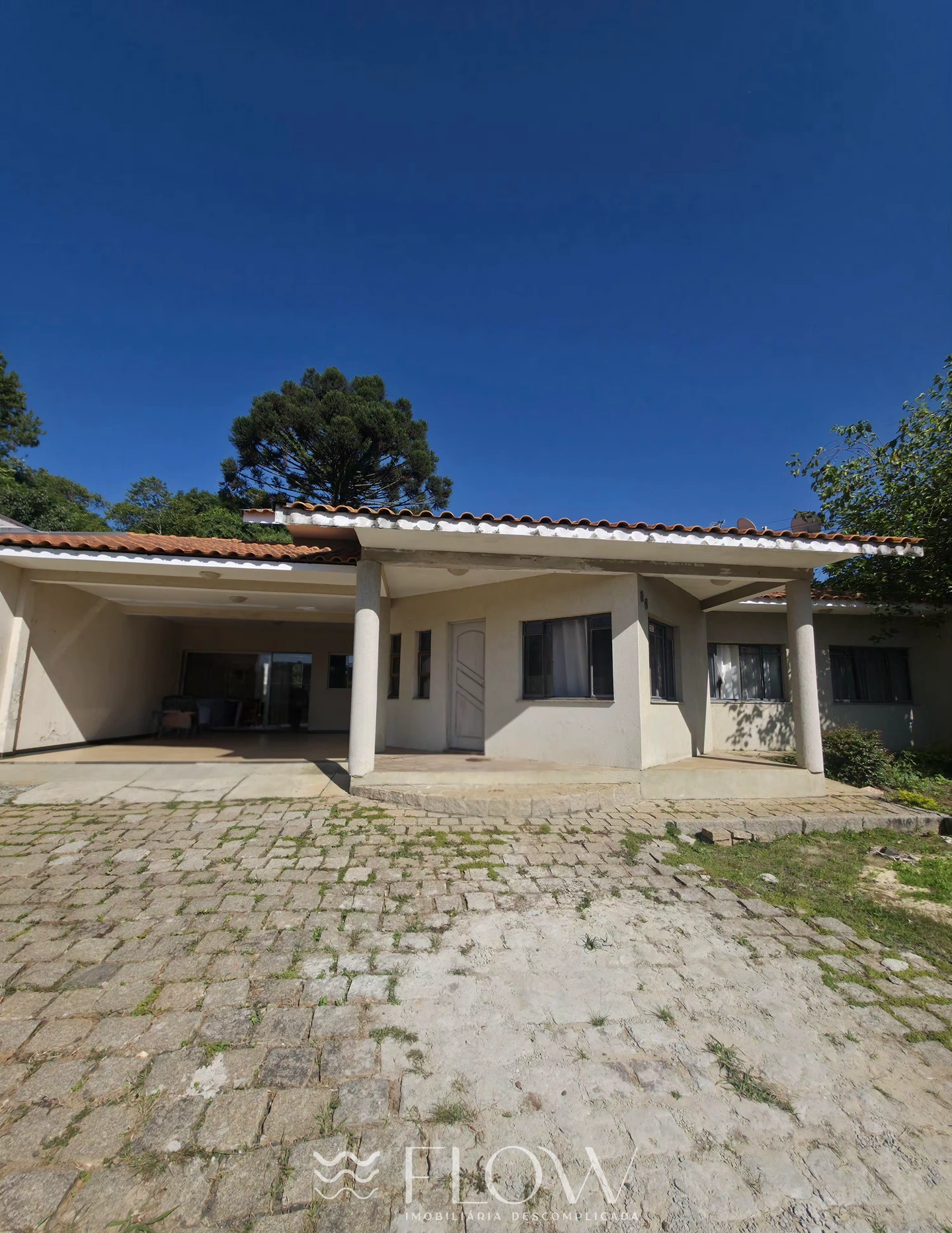 Casa em Uvaranas