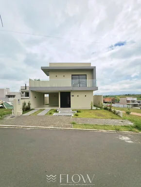 Sobrado em Jardim Carvalho