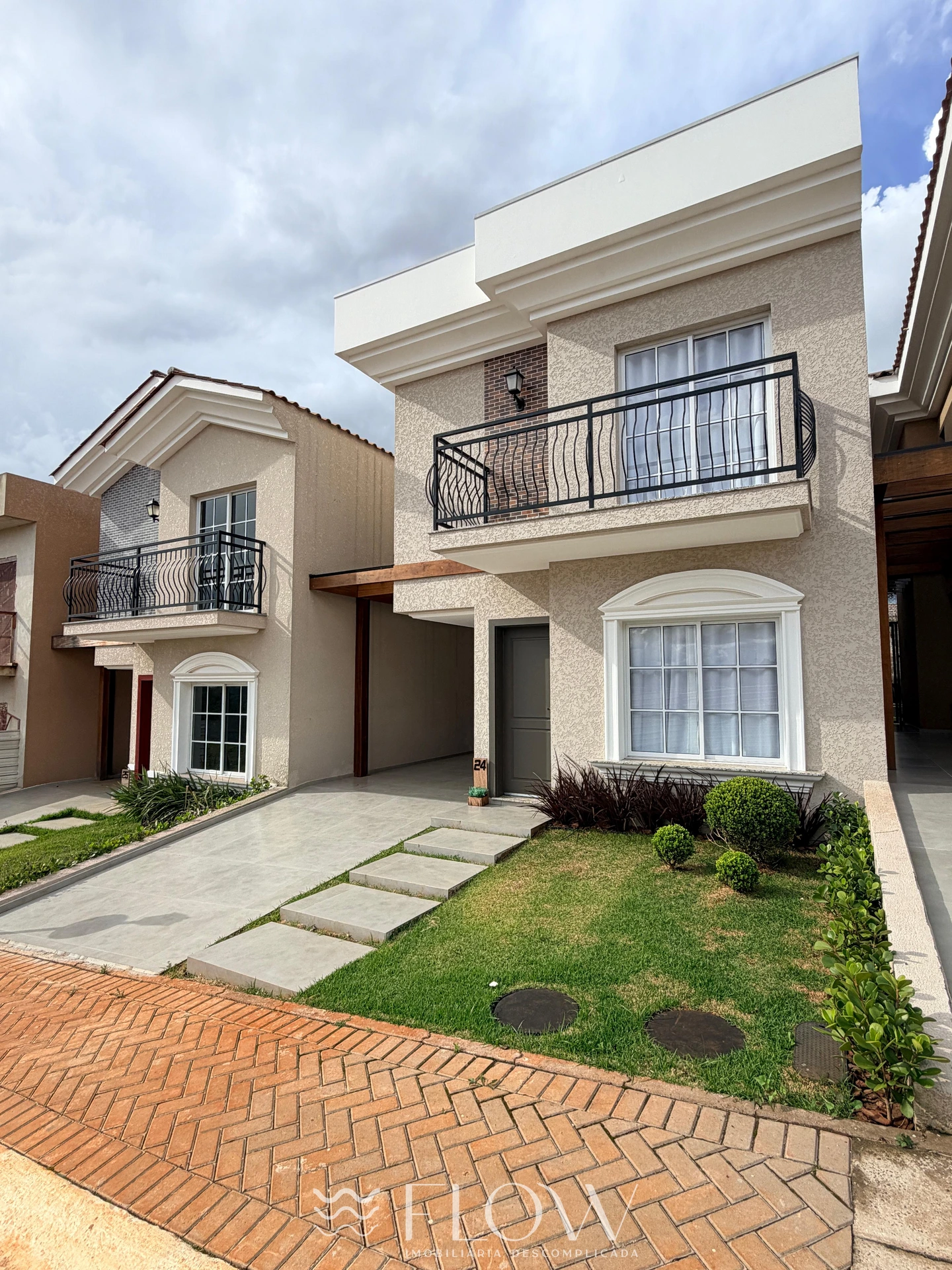 Casa Mobiliada Em Condomínio Com 3 Quartos Em Oficinas