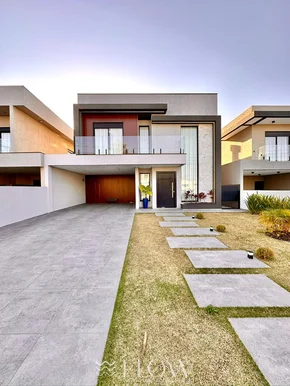 Casa Porteira Fechada Com 3 Suítes No Jd Carvalho