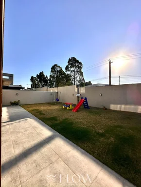 Casa Porteira Fechada Com 3 Suítes No Jd Carvalho