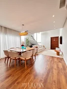 <strong>CASA COM 3 SUÍTES E MEZANINO NO JD CARVALHO</strong>