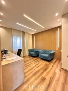 <strong>CASA COM 3 SUÍTES E MEZANINO NO JD CARVALHO</strong>