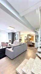 <strong>APARTAMENTO DUPLEX - JARDIM CARVALHO - EM FRENTE  PRAÇA</strong>