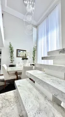 <strong>CASA PORTEIRA FECHADA COM 5 QUARTOS EM OFICINAS</strong>