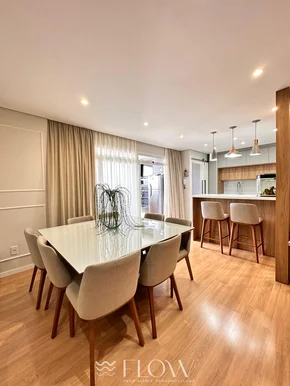 <strong>APARTAMENTO MOBILIADO COM 3 QUARTOS E 3 VAGAS NO CENTRO</strong>