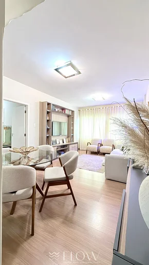 Apartamento No Centro Com 3 Quartos E Suíte
