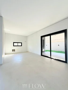 Casa Em Condomínio Com 3 Suítes - 3 Min Do Lago