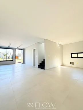 Casa Em Condomínio Com 3 Suítes - 3 Min Do Lago
