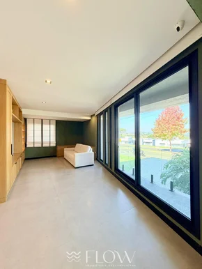 Casa De Alto Padrão Com 4 Suítes - Jd América