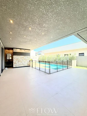 Casa De Alto Padrão Com 4 Suítes E Piscina Aquecida