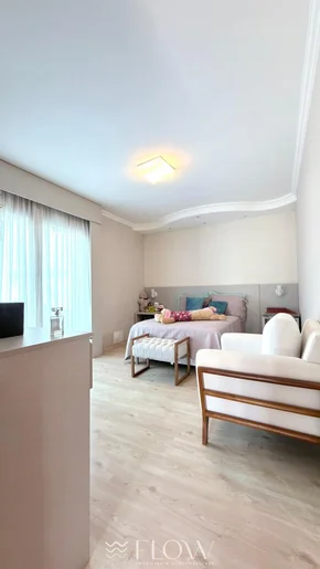 Casa Com 3 Quartos E Excelente Localização