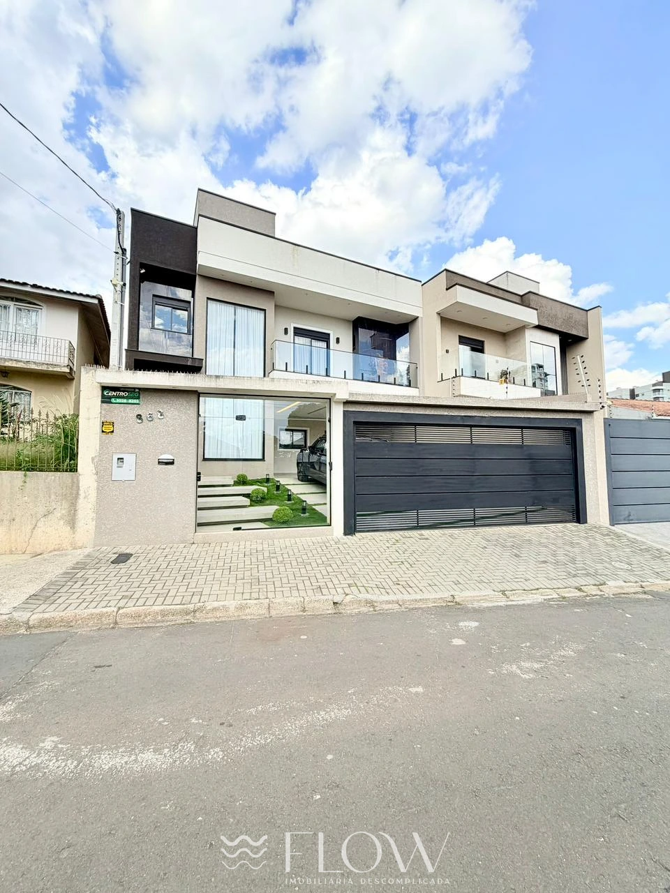 Casa Com Piscina Aquecida E 4 Quartos No Jd Carvalh