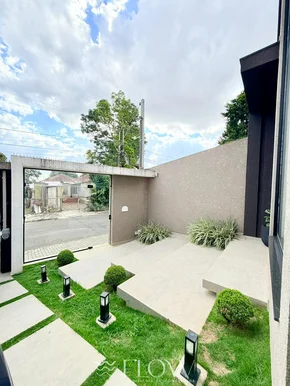 Casa Com Piscina Aquecida E 4 Quartos No Jd Carvalh