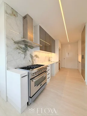 Apartamento Mobiliado Com 3 Suítes