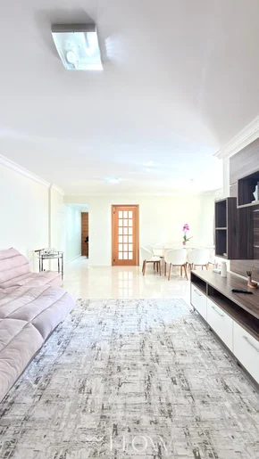 Apartamento No Centro Com Sacada E Churrasqueira